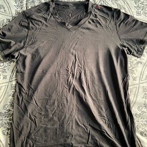 Lululemon black t shirt v neck